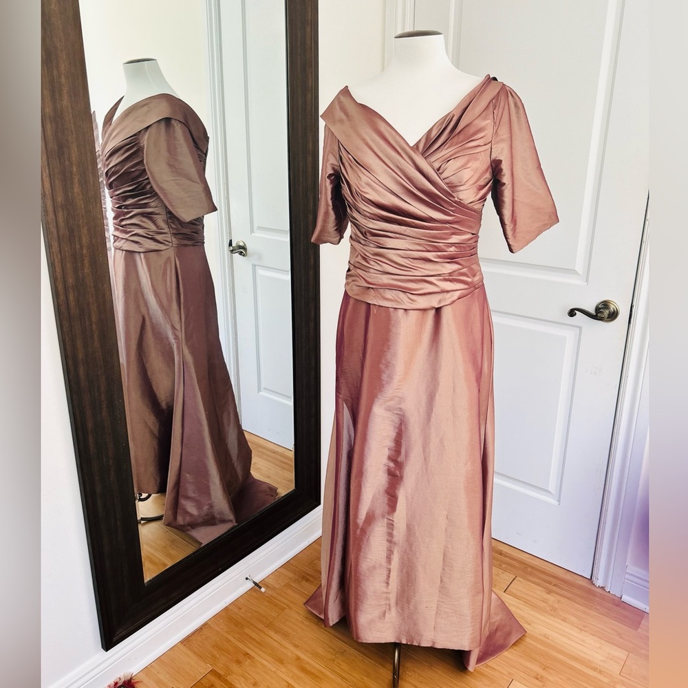 Bridal Boutique  Brown Bronze Gown  Wedding f Bridesmaid NWT